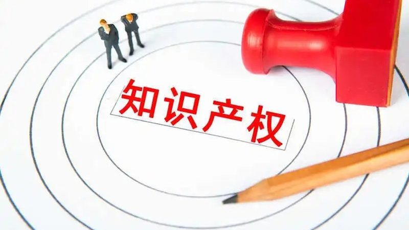 真证书在印刷、纸张、字体等方面均有严格规定。以下是一些观察要点：